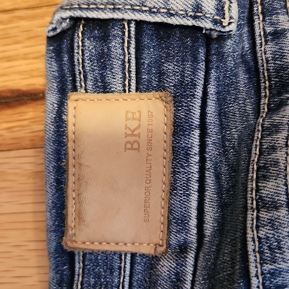 BKE Blue Distressed Payton Style Jeans Mid Rise Bootcut Size 30 X 31.5 Stretchy - Picture 10 of 15